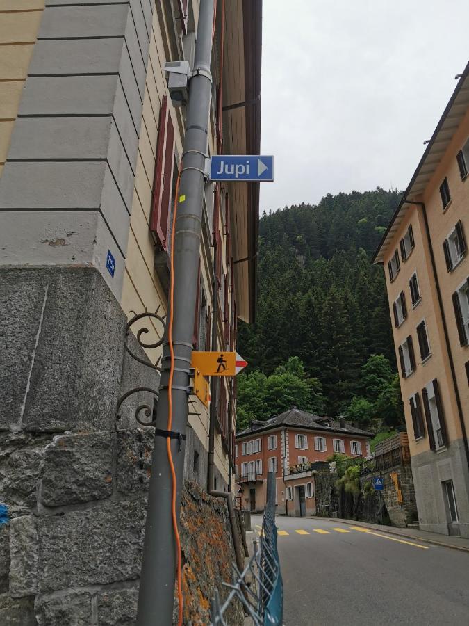 Jupi Huesli Villa Göschenen Buitenkant foto
