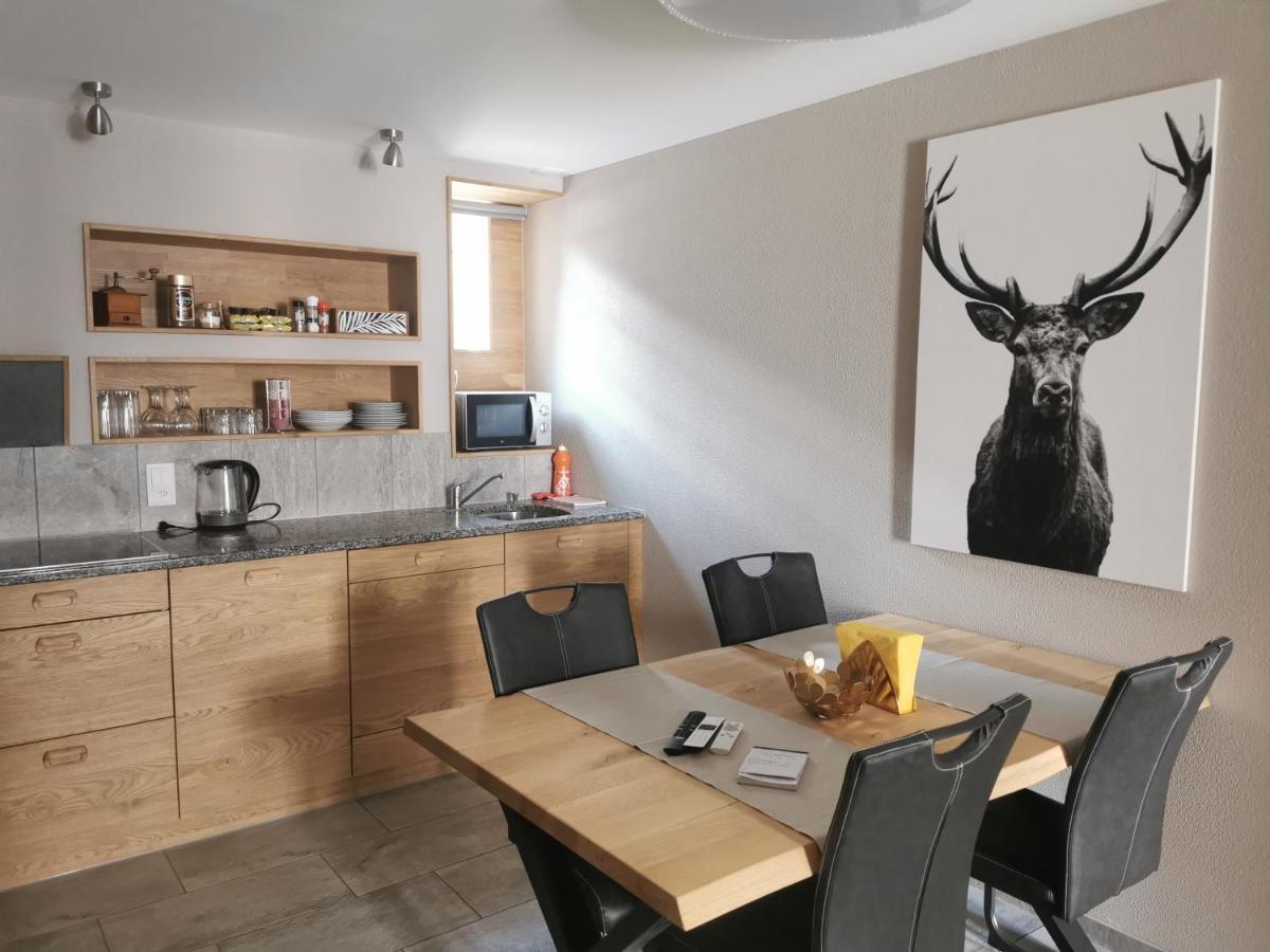 Jupi Huesli Villa Göschenen Buitenkant foto