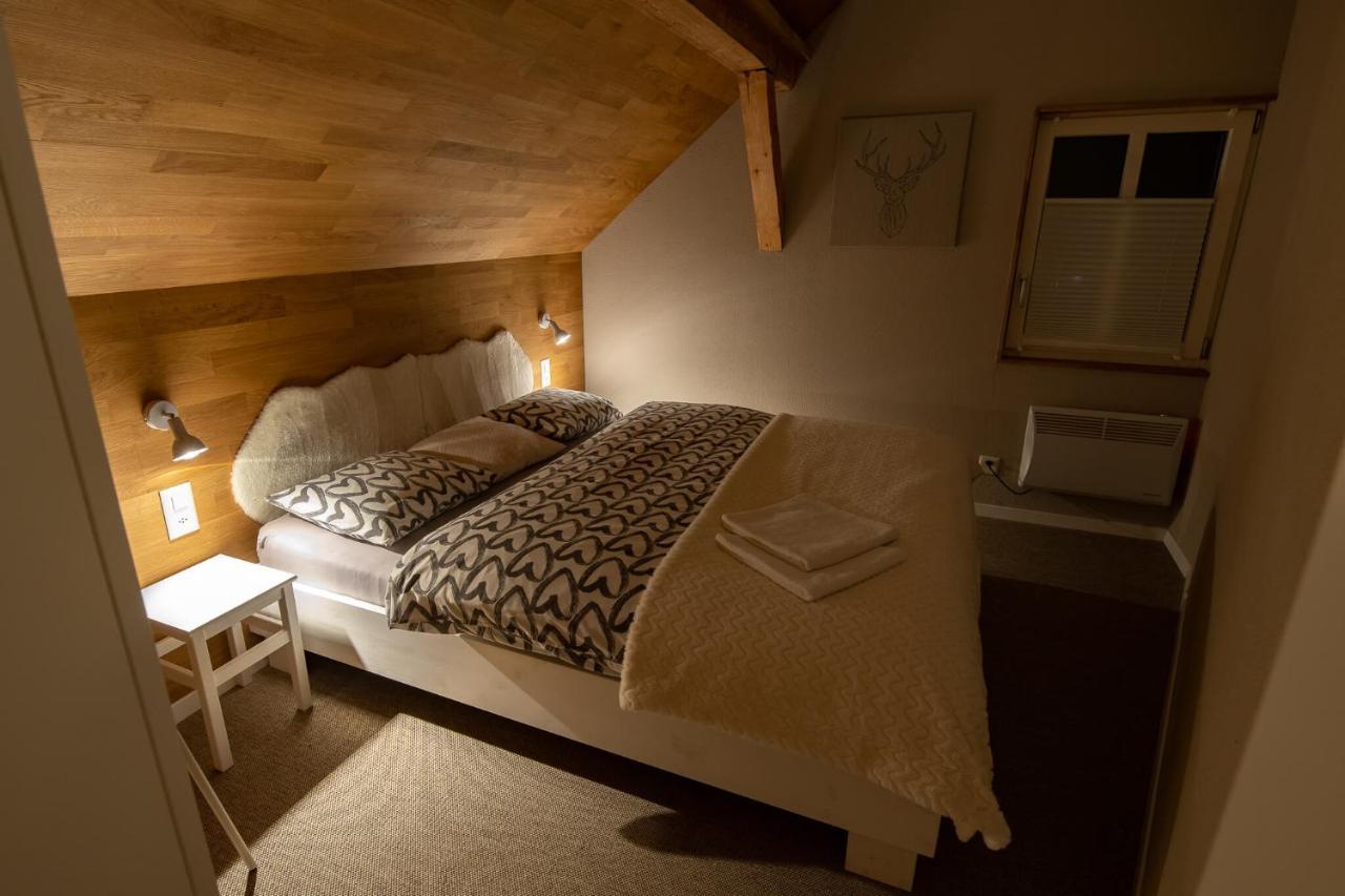 Jupi Huesli Villa Göschenen Buitenkant foto